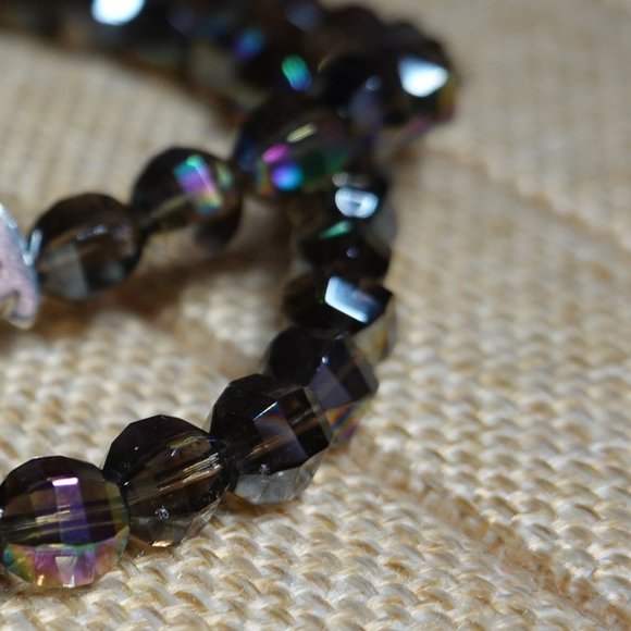 (NWT) Faceted Black Rainbow Crystal Bracelet - Picture 2 of 6